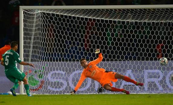 Derrota por 3 a 1 em noite trágica em Marrakesh interrompe sonho mundial do Atlético e coloca 

surpreendente time do Marrocos na final do torneio