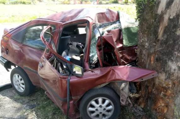 Acidente ocorreu na 

RS-115, em Taquara
; Motorista de 30 anos era o único ocupante do veículo