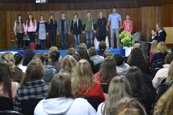 Trabalho interdisciplinar foi organizado por acadêmicos do 5º semestre do Bacharelado 

em Enfermagem