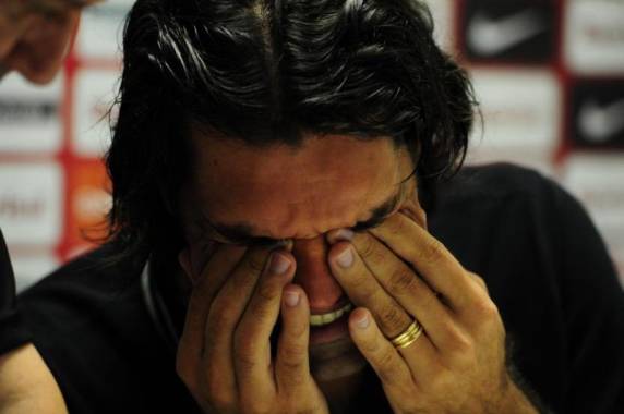 Ex-jogador, dirigente e técnico colorado morreu em um acidente de helicóptero. Na última terça-feira (03), Fernandão levou os filhos para 

assistir ao jogo da Seleção Brasileira em Goiás