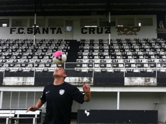 De 

acordo com familiares, Éder Machado Carvalho tinha 31 anos