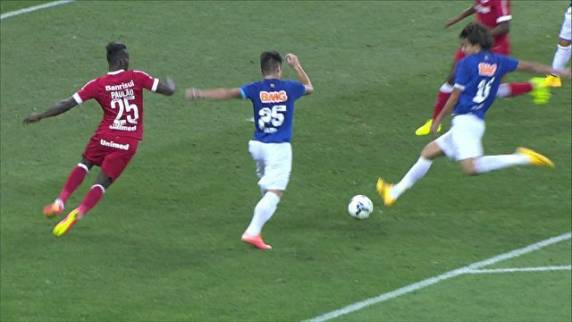 Time mineiro abre o placar, faz o segundo e vê Colorado reagir, mas 

consegue manter a vantagem no placar e segue em primeiro com boa folga