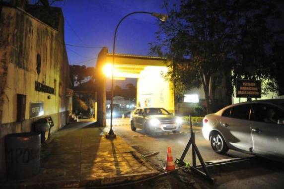 Requisições feitas por estrangeiros de 

Guiné, Serra Leoa e Libéria foram suspensos na cidade