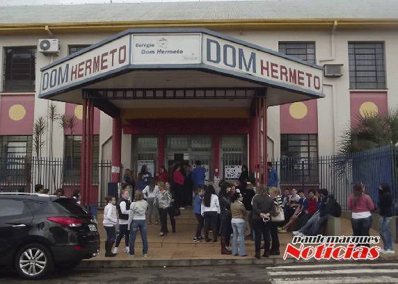 A Rede Verzeri 

divulgou na tarde desta quarta-feira, 15, nota em que esclarece seu posicionamento  sobre o fechamento do Colégio Dom Hermeto.