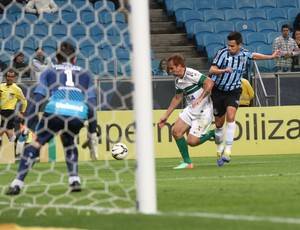 Dos últimos seis confrontos pela competição 

nacional, Tricolor soma cinco derrotas e um empate contra o adversário deste sábado no Couto Pereira, pela 31ª rodada