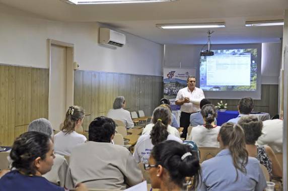 Valdemar Fonseca abordou ainda assuntos relacionados à humanização no atendimento SUS