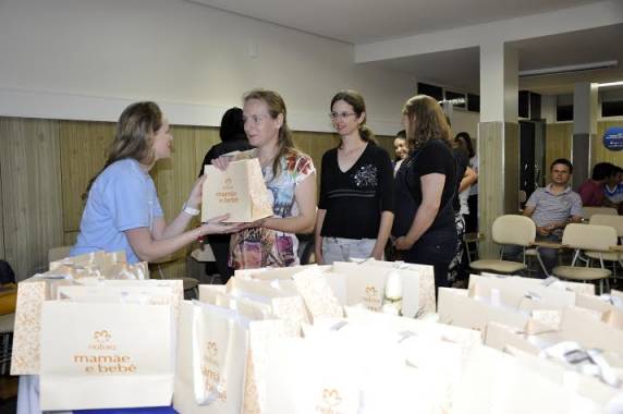 Entrega ocorreu durante o terceiro encontro do ciclo, realizado 

no dia 30 de novembro