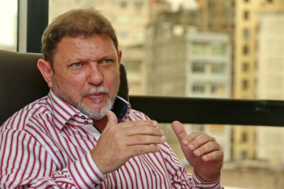 Dirigente teve um novo infarto no início da madrugada deste domingo