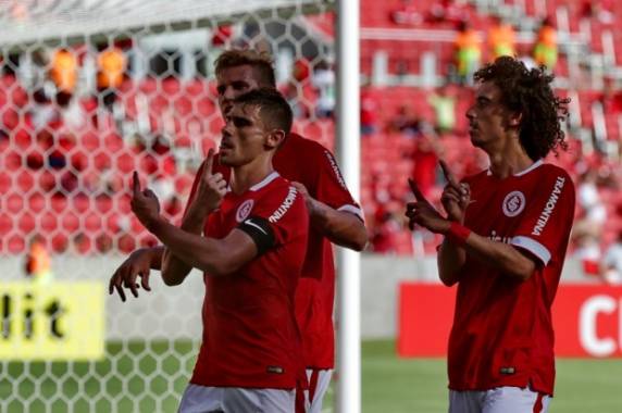 Equipe colocara não mostrou boa 

atuação, mas saiu com a vitória