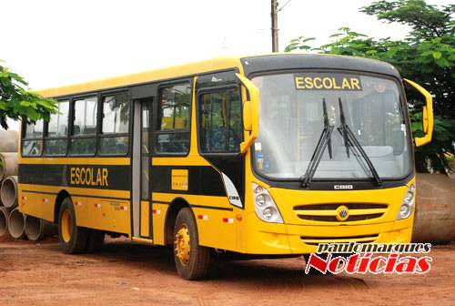 Ônibus e Kombis estão de tanque cheio	