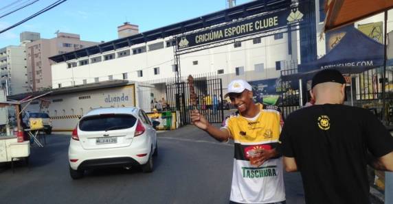 Avaí abre vantagem, mas Guarani de Palhoça faz cinco e consegue virada