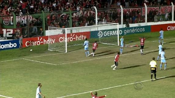 Diogo Oliveira e Wender fizeram os gols do Xavante. Gilmar anotou para o Lajeadense