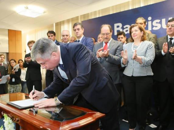 Cerimônia contou com a presença do 

governador José Ivo Sartori