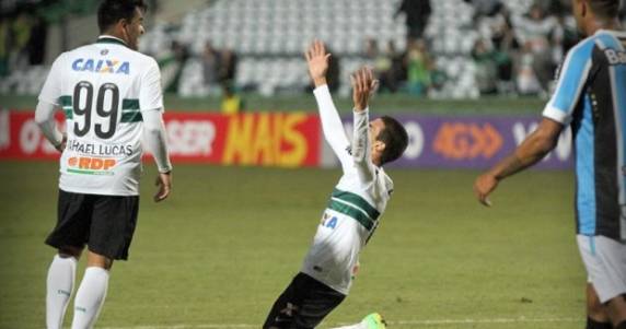 Os gols foram marcados na 

primeira etapa