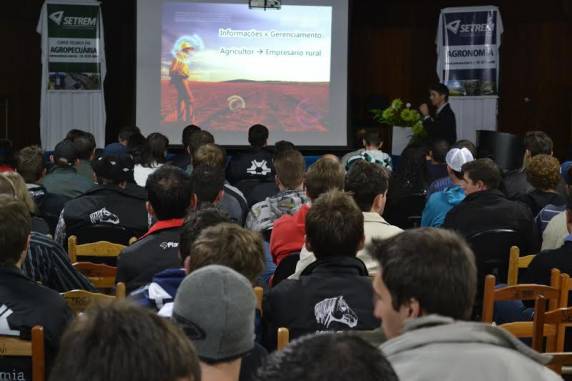 Evento será realizado de 25 a 29 de maio no Auditório do Campus da Instituição