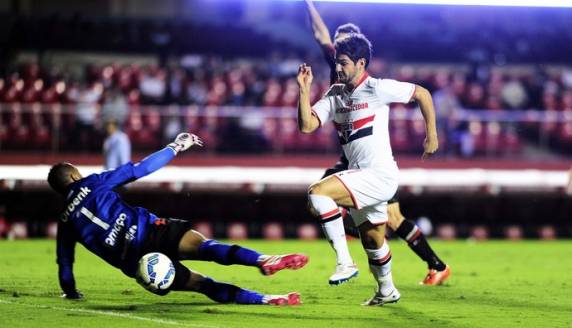 Pacotão do JEC: vacilos, defesas de Oliveira e outra derrota 

fora de casa