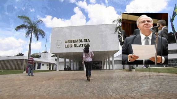 Funcionários fantasmas também são usados para desviar dinheiro público