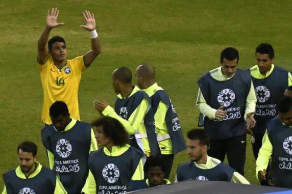 Seleção comandada por Dunga apresentou bom futebol e conquistou a vaga para enfrentar o Paraguai no sábado