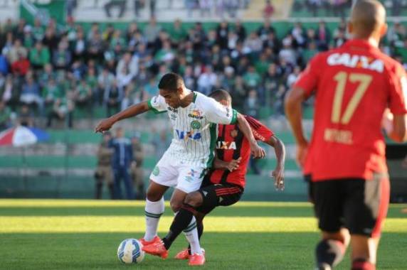 Placar terminou em 1 a 1 na Arena Condá, em Chapecó