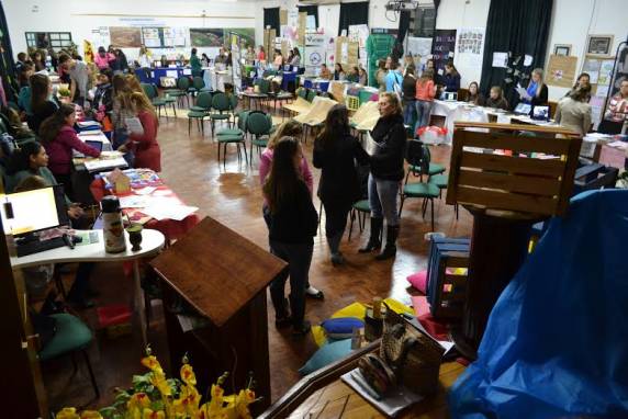 Estágios Supervisionados II e IV 

desafiaram acadêmicas às práticas em sala de aula e de gestão escolar