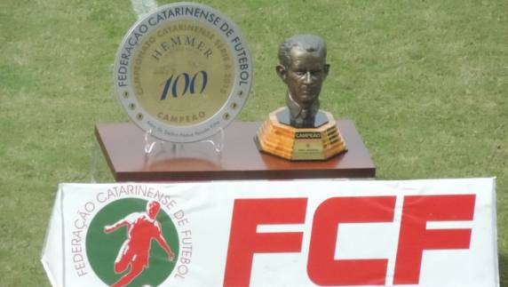 Última instância da 

justiça desportiva brasileira segue as decisões dos tribunais em Santa Catarina, confirma punição e declara o Figueirense vencedor por 5 votos a 1