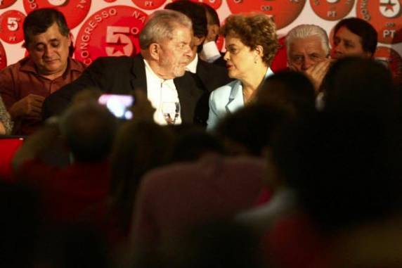 Tucano preferiu deixar a definição de um encontro para depois do retorno ao Brasil, em agosto