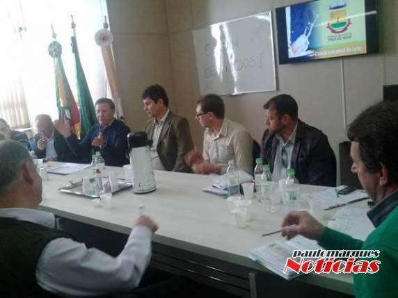 Reunião que selou o acordo ocorreu na tarde desta terça-feira