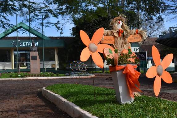 Ensino Fundamental e Médio, Cursos Técnicos e 

Faculdade Três de Maio retornam suas atividades no dia 3 de agosto