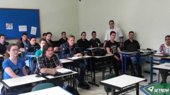 Tiago Duarte, da Park Tur, proferiu a palestra Oportunidades e Ameaças para Empreender Indústria