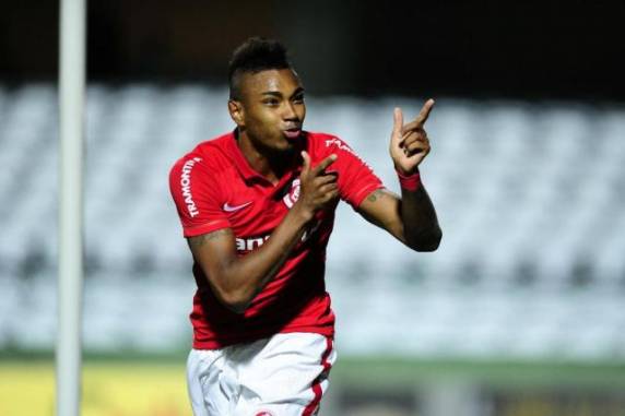 Colorado conquistou três pontos no Couto 

Pereira