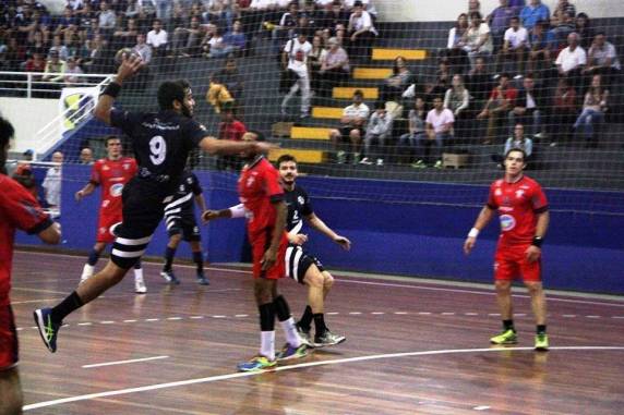 Itajaienses precisam de um empate 

na segunda-feira para voltar a assumir primeira colocação