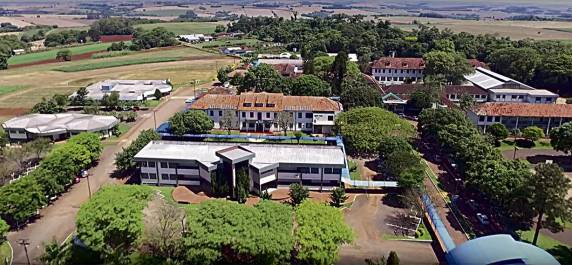 Opções são os cursos de Administração, Agronomia, Design de Moda, Enfermagem, Engenharia 

de Produção, Laticínios, Pedagogia, Psicologia, Redes de Computadores e Sistemas de Informação