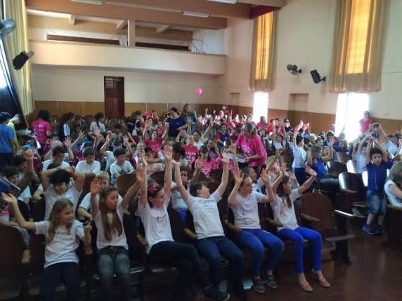 Evento ocorreu no auditório do Colégio Dom Hermeto