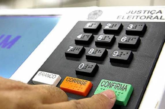 Eleições municipais no próximo ano podem ter voto no papel