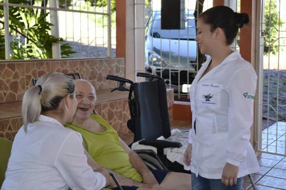 Ações buscam proporcionar conforto e descontração para os 32 residentes do local