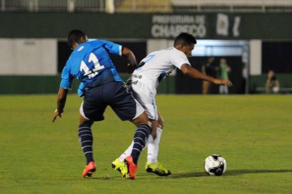 Gol de empate adversário foi marcado no final da partida