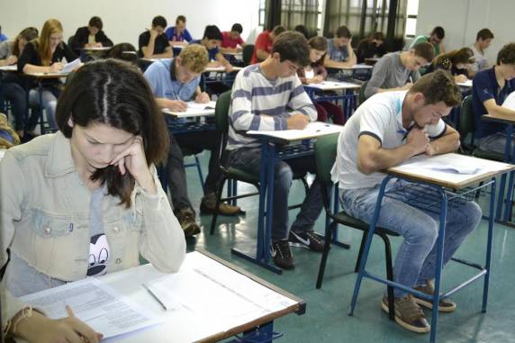 Inscrições podem ser 

realizadas até às 23h59min de sexta-feira, no site www.setrem.com.br/vestibular