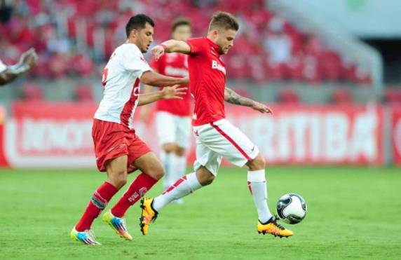 Resultado não evitou as vaias da torcida colorada ao final da partida