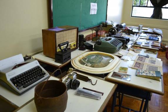 Estudo sobre as Fontes Históricas promove exposição de relíquias trazidas pelos alunos do 6º ano 

Ensino Fundamental da SETREM