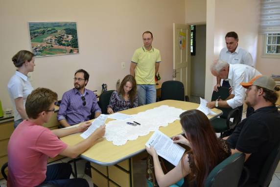 Duas novas empresas passam a ser planejadas a partir 

desenvolvimento da ideia e preparação do plano de negócios através dos serviços e suporte prestados pela Incubadora Tecnológica