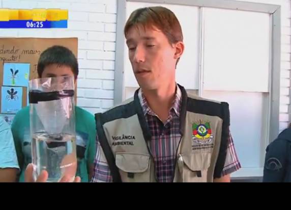 Estudantes usam materiais domésticos 

para ajudar no combate