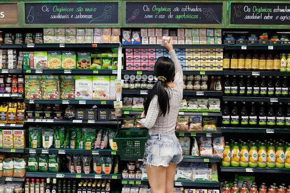 Valorização da alimentação saudável pode ser notada com o surgimento de diversas iniciativas, resultando no crescimento do comércio eletrônico, 

pequeno varejo e grandes supermercados