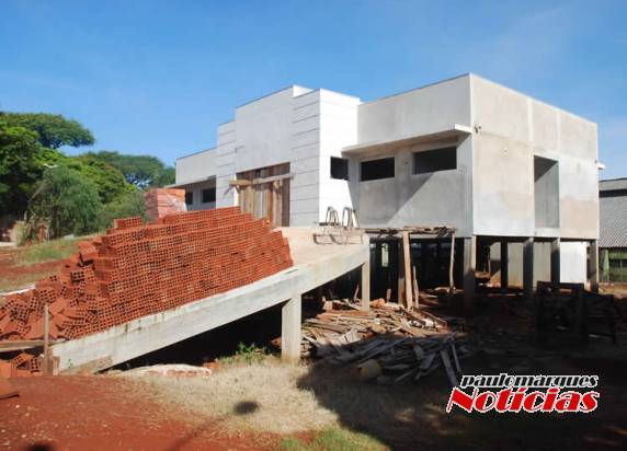 Moradores do bairro São Francisco aguardam com expectativa a conclusão na nova Unidade de Saúde