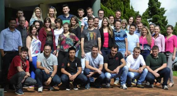 Opções são a especialização em Gestão 

Financeira, Controladoria e Auditoria (6ª Edição) e a especialização em Gerenciamento de Projetos  PMI (3ª edição)