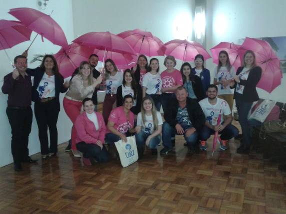 Atividade 

apresentou o trabalho, os programas, projetos e eventos organizados pelo Instituto da Mama