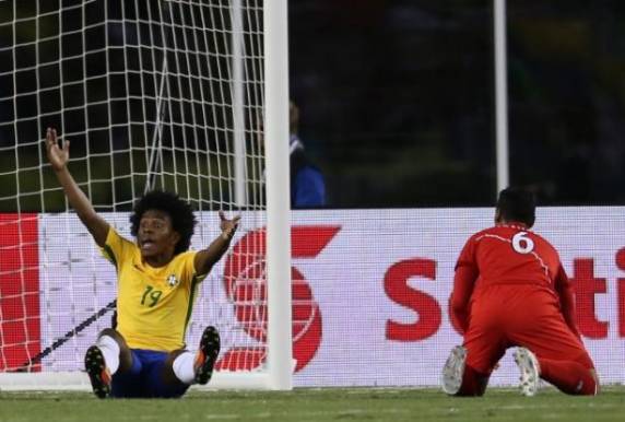 Apesar da má atuação brasileira, gol peruano foi marcado 

com o braço
