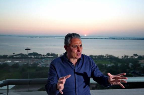 O gaúcho subsitutirá Dunga, desligado do comando nesta terça-feira