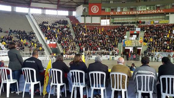 Decisão foi tomada nesta 6ª em assembleia no 

Ginásio Gigantinho