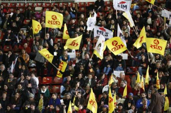 Executivo diz que decisão de manter a paralisação é 