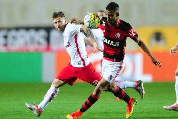 Jogo teve as estreias de Seijas e Leandro Almeida